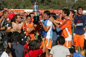 José Luis Díaz | Jugó en periodos en Cobreloa, entre el 2002 y el 2007, y el 2012. Su primera etapa fue la más exitosa, con tres títulos nacionales (Apertura y Clausura 2003, y Clausura 2004). Volante que anotaba muchos goles.