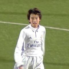 Otro golazo precioso de Pipi, la joya japonesa del Madrid