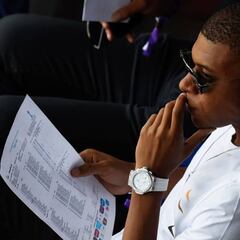 Leonardo: "No puedo prometer que Mbappé vaya a renovar"