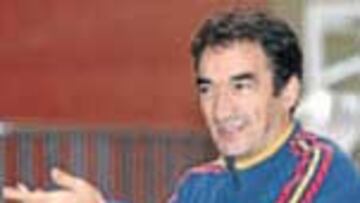 Lozano cumple 200 partidos.