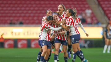 Alicia Cervantes celebrates her goal 2-0 of Guadalajara during the Quarter-Finals first leg match between Guadalajara and Pumas UNAM as part of the Torneo Clausura 2025, Liga MX Femenil at Akron Stadium on April 24, 2025 in Guadalajara, Jalisco, Mexico.