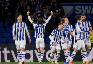 Óskarsson pone la música en Anoeta para una Real que se acerca a Europa