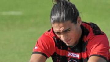 Cáceres: "Hay que correr mucho para ganar al Barça"