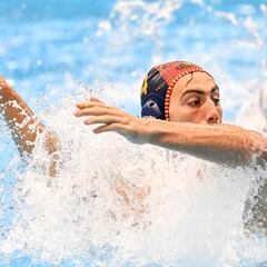 España ahoga a Montenegro