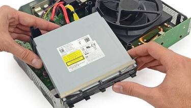 El origen de la idea de una Xbox One sin lector de discos