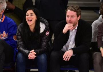 Sarah Silverman se lo pasó en grande a pesar de la derrota de los Knicks.