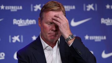 Soccer Football - Barcelona unveil new coach Ronald Koeman - Auditorium 1899, Barcelona, Spain - August 19, 2020   Barcelona coach Ronald Koeman during the unveiling   REUTERS/Albert Gea