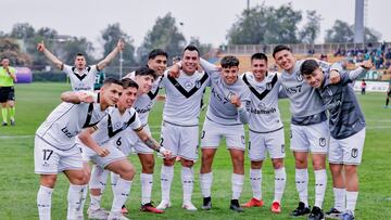 Esteban Paredes se ilusiona y va por el mayor récord de la historia del fútbol chileno