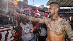 Dortmund triumph puts Bayern party on ice