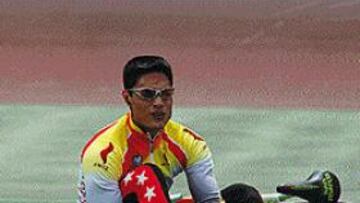 <b>FRUSTRADO.</B> Villanueva no podrá optar hoy por una medalla en velocidad.