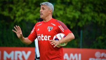 Hernán Crespo deja de ser entrenador de Sao Paulo