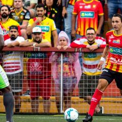 Omar Arellano, candidato a mejor extranjero en Costa Rica