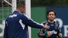 Técnico de Sao Paulo: "Valdivia es un excelente jugador"