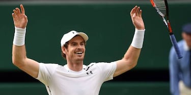 Murray "doing all he can" to get fit for Wimbledon says Mum