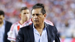 Ramón Díaz, cerca de Colón