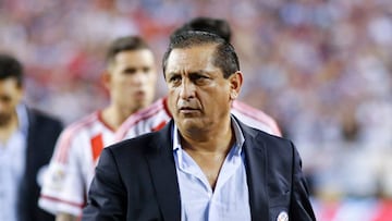 Ramón Díaz, cerca de Colón