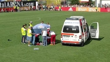 Momento en el que las asistencias atendían a Nouri tras desplomarse.