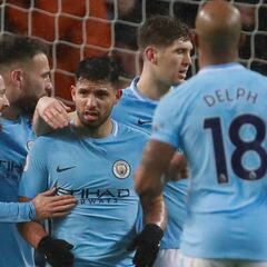 El City de Bravo derrotó a Watford y estiró su invicto
