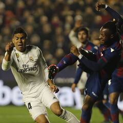 Solari, irónico: "Meternos también con los árbitros cuando aciertan…"