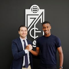 Diao ya es jugador del Granada