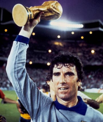 Italy captain Zoff holds up the World Cup after his team's 3-1 win over West Germany in the 1982 final.