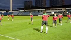 Bielsa ya prueba el once de mañana ante el Slovan