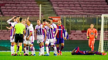 El Real Valladolid dio una muy buena imagen en el Camp Nou y sólo dos decisiones polémicas le derrotaron.