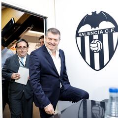 Gourlay: buena puesta en escena, pero incógnitas por resolver