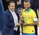 Dani Alves, el futbolista más ganador de la historia