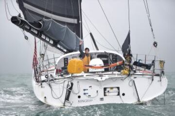 El navegante español Didac Costa terminó 14ª en su primera participación en la Vendee Globe. Llegando a  Les Sables-d'Olonne,costa occidental de Francia.