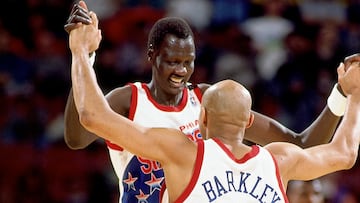 El mate por encima de Manute Bol