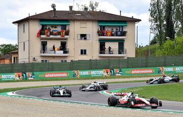 Mick Schumacher de Haas en acci¨®n durante la carrera de velocidad
