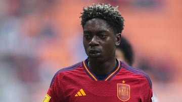 Igor Oyono, en un partido con la Selección.