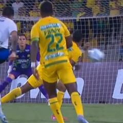 La jugada final que Colo Colo pidió como penal: el VAR lo desestimó por esto