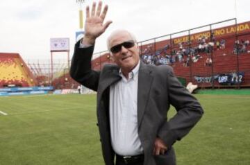 Pedro García: En 2009 dirigió a Huachipato y de ahí no volvió a ponerse el buzo de entrenador.