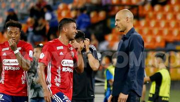 Christian Marrugo y David González durante un partido de Independiente Medellín por Liga BetPlay.