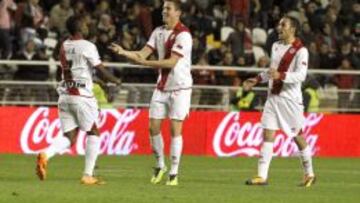 Sa&uacute;l celebra un gol del Rayo.