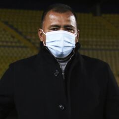 Harold Rivera: "Estamos buscando delantero, es lo más urgente"