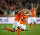Afellay evita el sonrojo de Holanda ante Kazajistán