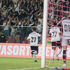 La suerte de un ‘olvidado’ chileno podría cambiar: despiden al DT