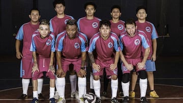 Plantilla del Meninos Bons de Bola, el primer equipo de fútbol masculino transexual del mundo.