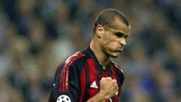 Rivaldo, elegido peor jugador del año en Italia