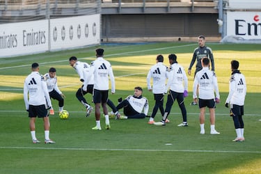 A Bilbao, sin Huijsen