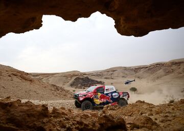 Al Attiyah no ha podido con Peterhansel y cede dos minutos más en la clasificación general con el francés