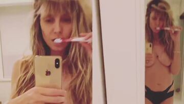 Heidi Klum triunfa en Instagram con su forma de cepillarse los dientes.