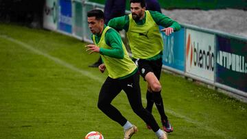 Satrústegui vuelve a trabajar en el lateral izquierdo