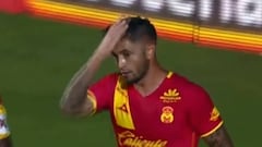El gol de Millar al arquero que reemplaza a Toselli en Atlas