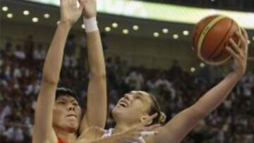 <b>ESPAÑA 64 - CHINA 67.</b> Las españolas han debutado en los Juegos Olímpicos con una derrota ante las anfitrionas.
