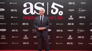 Juan Antonio Corbal&aacute;n, premio AS del Deporte 50 Aniversario.