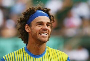 Acapulco
* 2001 (Singles y Dobles)
Grand Slams
*3x Roland Garros